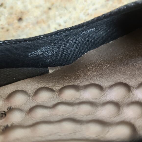 Walking Cradles Black Heidi Patent Leather Lizard Block Heel Pump Shoes 7 M - Picture 5 of 6